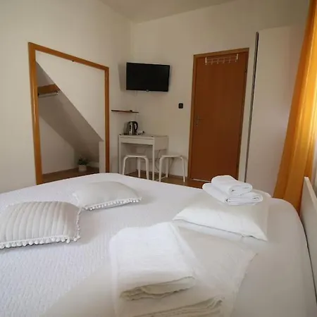 Room Solo Sumartin Exterior photo
